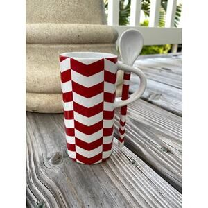 2013 Starbucks 8 oz Holiday latte red/white chevron mug with spoon
